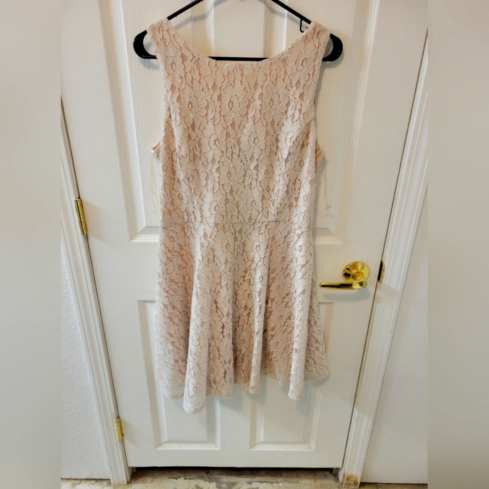Short blush dress.